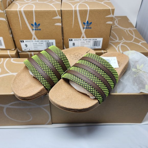 Adidas Adilette Plant and Grow Cork Sandals Limited Slides - Picture 1 of 10